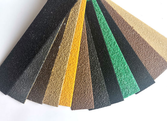Cintas de FRP antideslizante en colores personalizados para aplicaciones de ángulo de plástico al aire libre