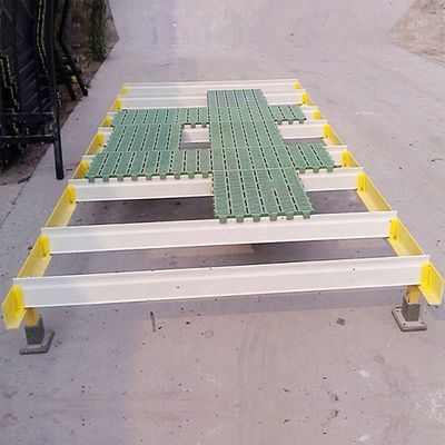 Alta resistencia de la viga de fibra de vidrio para la pluma de parto de cerdos superficie lisa longitud de 1m a 11,6m