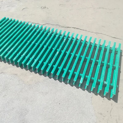 Fibra de vidrio de alcantarillado cubierta de rejilla de pasarela para el tratamiento de aguas residuales de plantas químicas