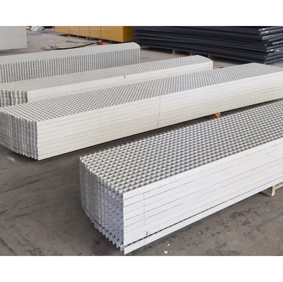 Rejilla de fibra de vidrio moldeada de alta resistencia 38x38mm Rejilla aislada GRP Frp para marina