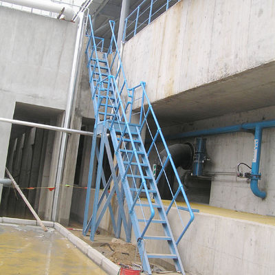 Escaleras de aislamiento FRP/GRP de longitud no resbaladiza personalizada para campos de energía y químicos