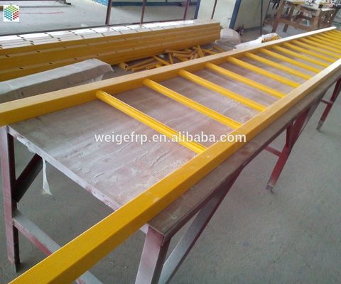 Tipo 1 Capacidad de peso de 250 libras Escalera recta de fibra de vidrio aislada de GRP FRP