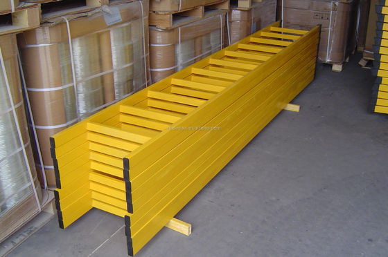 Tipo 1 Capacidad de peso de 250 libras Escalera recta de fibra de vidrio aislada de GRP FRP