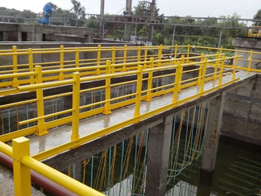 Balaustradas de FRP GRP resistentes a la corrosión química y mangueras de fibra de vidrio para uso industrial