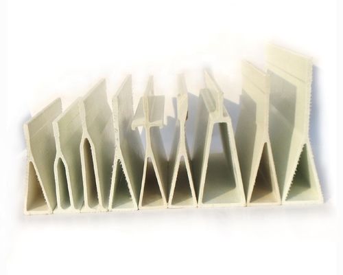 Profiles de vigas de apoyo de alta resistencia FRP de pultrusión de forma triangular de 40 mm a 150 mm de altura