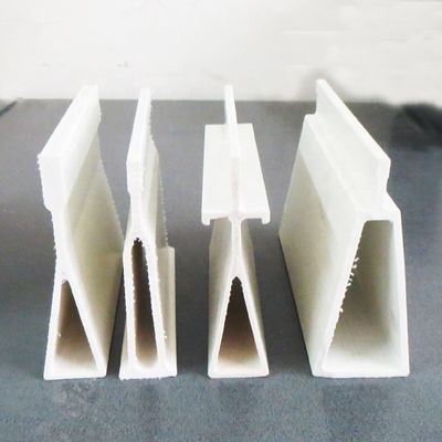 Fibra de vidrio triangular lisa y estable de FRP delta para el apoyo de las pizarras de la granja de cerdos
