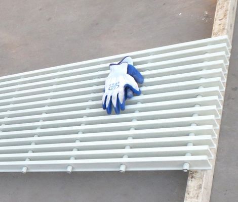 Rejillas estructurales de FRP pultrudadas resistentes y duraderas para requisitos de gran carga