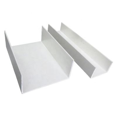Material de canal de plástico reforzado con fibra de vidrio Opción ideal para diversas aplicaciones