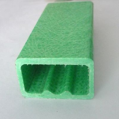 Lista de tamaños de tubos rectangulares de plástico compuesto de fibra de vidrio pultrudada de FRP de alta resistencia para estructuras