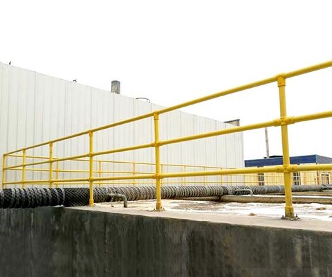 Barandillas redondas/cuadradas de FRP de fibra de vidrio para escaleras/puertas de piso/pasillos de GRP y durabilidad