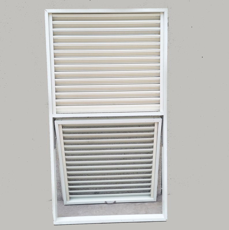 La planta de fundición tiene una sala de potes de FRP con ventilación aislada y una longitud de 1 a 11,6 m.