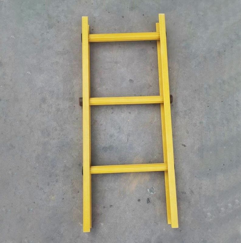 Tipo 1 Capacidad de peso de 250 libras Escalera recta de fibra de vidrio aislada de GRP FRP