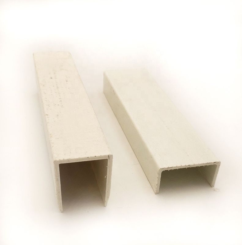 Servicio de corte personalizado de alta resistencia 30 mm FRP en forma de U para protección de borde de tablero