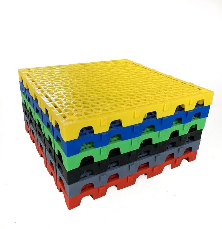 40x40x4.0cm PP Interlocking Mat de plástico para fácil lavado de automóviles y cubierta de suelo de garaje